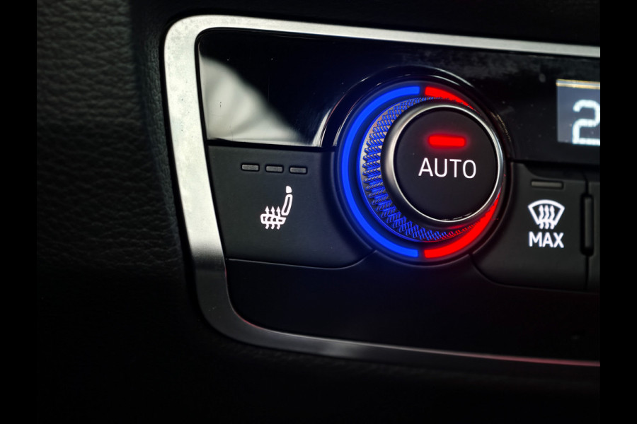 Audi Q3 Sportback 35 TFSI 3x S Line Pano | Keyless | Trekhaak | Matrix | Camera | Leder