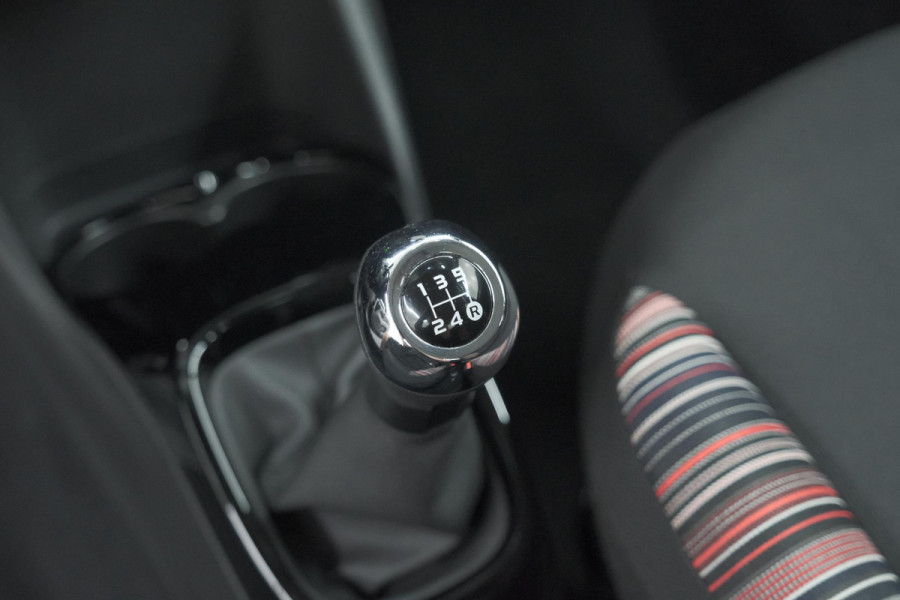 Citroën C1 1.0 VTi Feel | AllSeason banden | Radio | Bluetooth | Airco | 5 Deurs