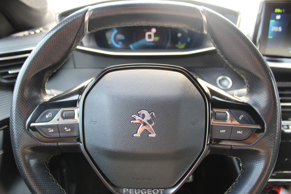 Peugeot e-208 EV GT Première 1 fase 50 kWh ELEKTRISCH ! Zeer nette en goed onderhouden wagen ! Autm.airco, dodehoek assistent, cruise control, metallic lak, LM wielen, navigatie, telefoon voorb., USB, digitaal dashb., LED verl. etc