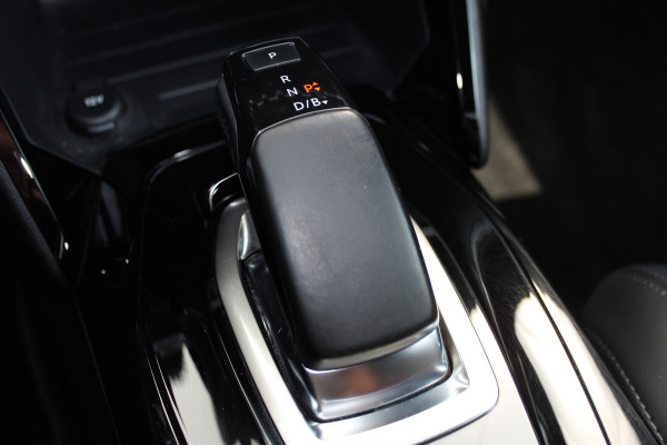 Peugeot e-208 EV GT Première 1 fase 50 kWh ELEKTRISCH ! Zeer nette en goed onderhouden wagen ! Autm.airco, dodehoek assistent, cruise control, metallic lak, LM wielen, navigatie, telefoon voorb., USB, digitaal dashb., LED verl. etc