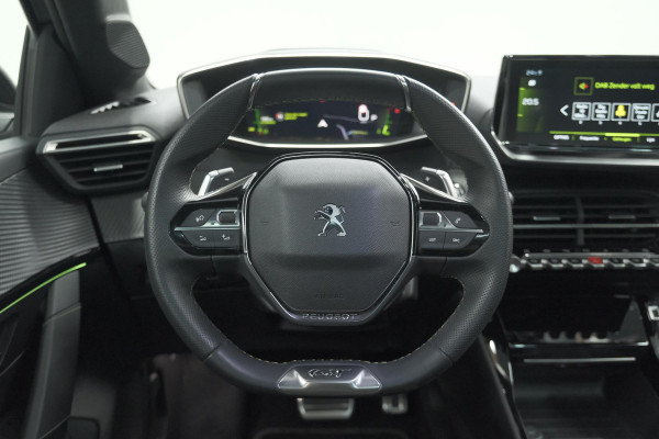 Peugeot 208 PureTech 130 EAT8 GT | Glazen Panoramadak | Camera | Navigatie