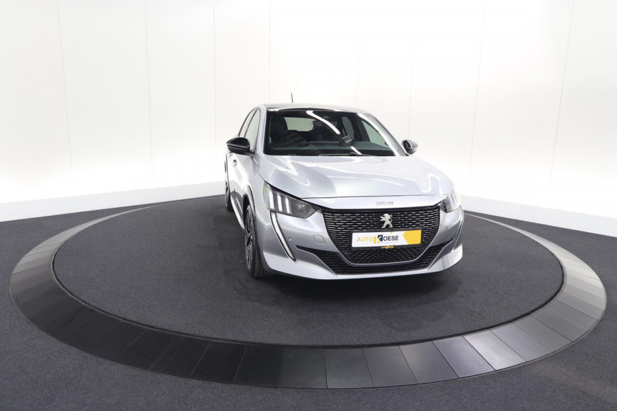 Peugeot 208 PureTech 130 EAT8 GT | Glazen Panoramadak | Camera | Navigatie