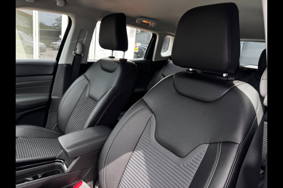 Jeep Compass 1.5T e-Hybrid Longitude | 360 Camera | Navi By App | All-Season banden | Winter Pack | Climate Control