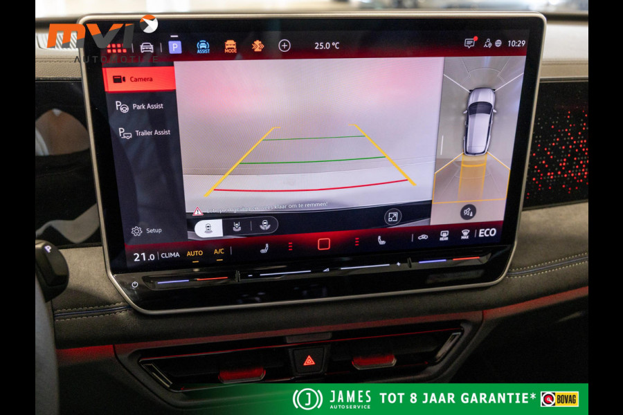 Volkswagen Tiguan 1.5 eHybrid R-Line Edition SOH 100% / 204pk / Trekhaak / Achteruitrij camera / Head-up display /