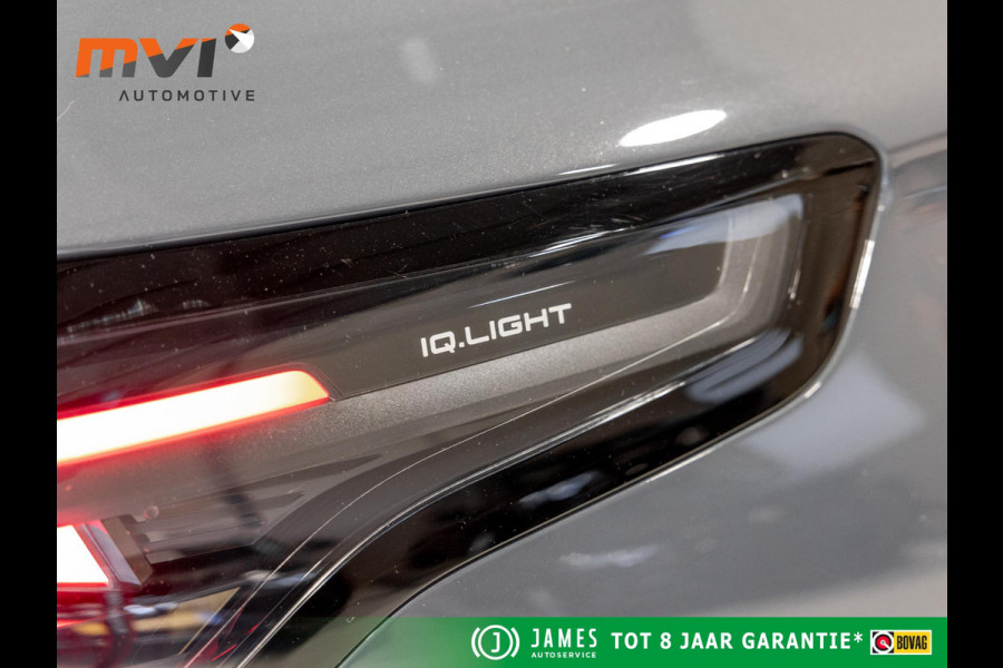 Volkswagen Tiguan 1.5 eHybrid R-Line Edition SOH 100% / 204pk / Trekhaak / Achteruitrij camera / Head-up display /