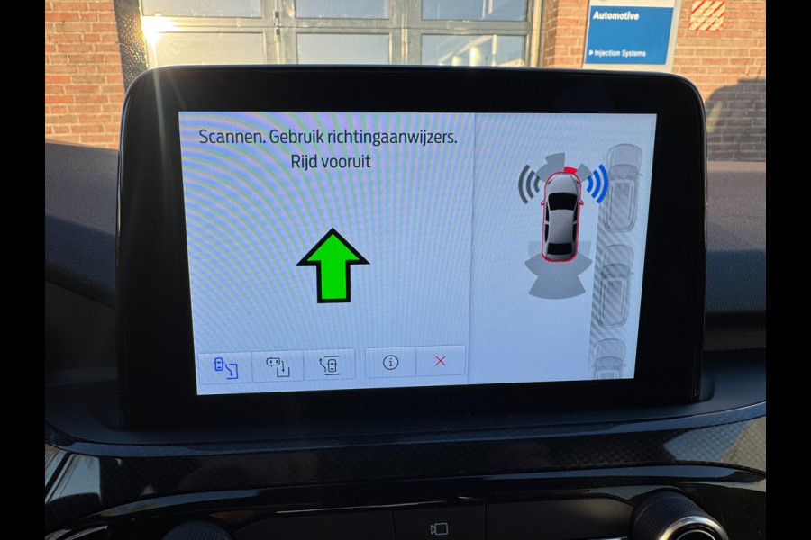 Ford Kuga 2.5 PHEV ST-Line X PANORAMADAK ALCANTARA LEDER PARKEERHULP CARPLAY