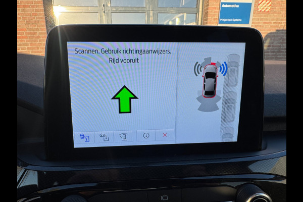 Ford Kuga 2.5 PHEV ST-Line X PANORAMADAK ALCANTARA LEDER PARKEERHULP CARPLAY