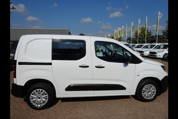 Peugeot Partner 1.2 PureTech Pro BENZINE AIRCO NAVI CRUISE CONTROL PDC SCHUIFDEUR