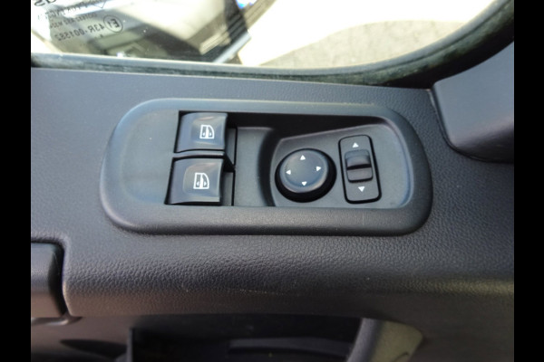 Renault Master T35 2.3 dCi 145 L4 DL DUBBELE CABINE OPEN LAADBAK