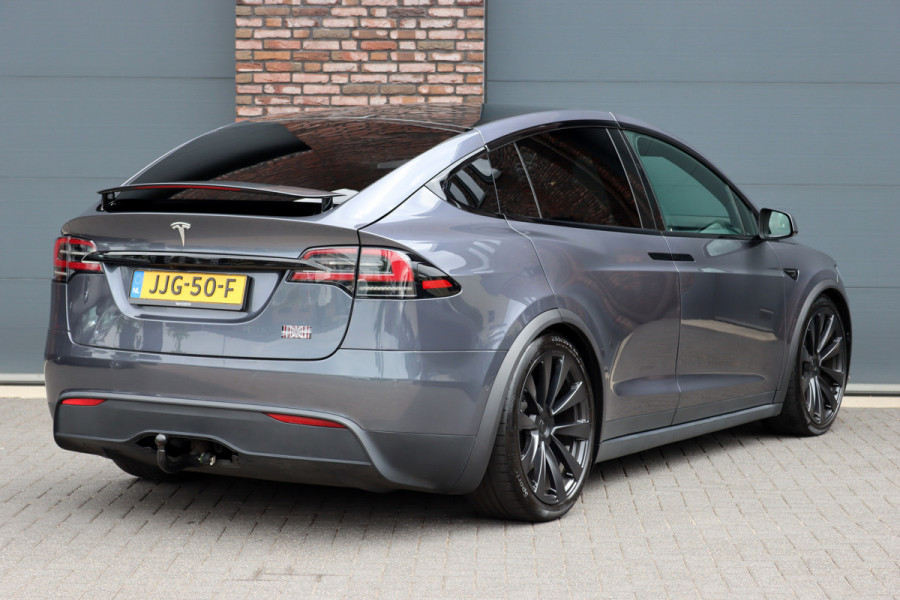 Tesla Model X Plaid AWD 6p. 100kWh | 1020pk | 71.500,- ex BTW | Luchtvering | Autopilot | Carbon | Trekhaak | Stoelventilatie | Leder | Sterrenhemel | Display Achter | Verwarmd Stuurwiel |