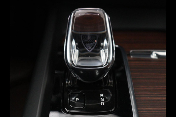 Volvo V60 2.0 B4 Inscription | Panoramadak | Trekhaak | Head-up | Harman/Kardon | Adaptive cuise | Carplay | Stuur/stoelverwarming | 360 camera | Climate control | Leder