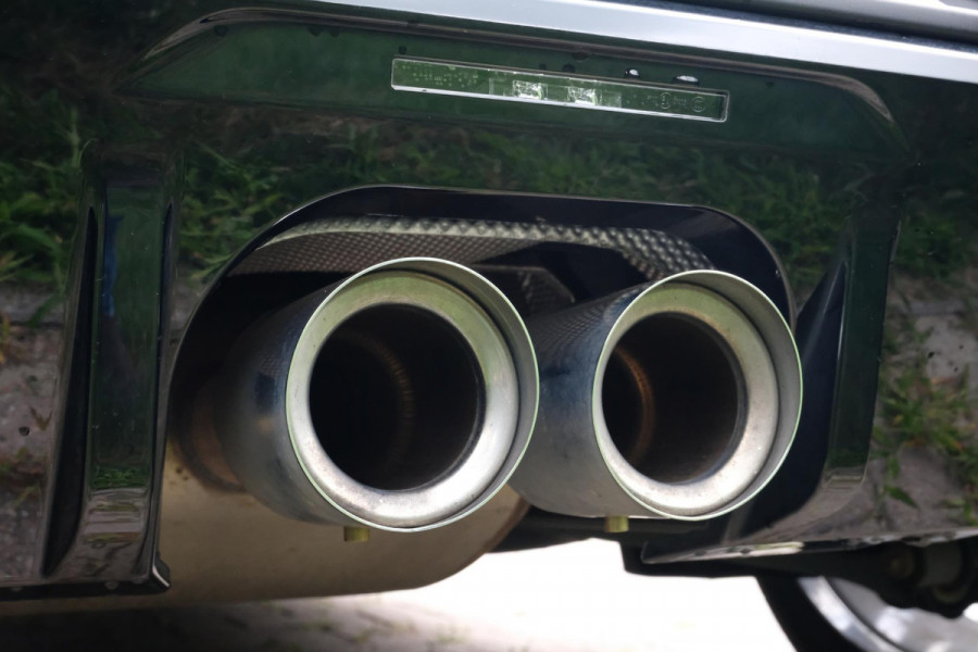 MINI 3-deurs 2.0 John Cooper Works Essential 231 PK | BTW |  Harman kardon | Leder | Panoramadak | Stuur & Stoelverwarming | Head-Up | Parkeersensoren | Full Options.