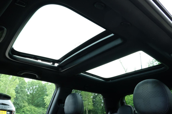 MINI 3-deurs 2.0 John Cooper Works Essential 231 PK | BTW |  Harman kardon | Leder | Panoramadak | Stuur & Stoelverwarming | Head-Up | Parkeersensoren | Full Options.