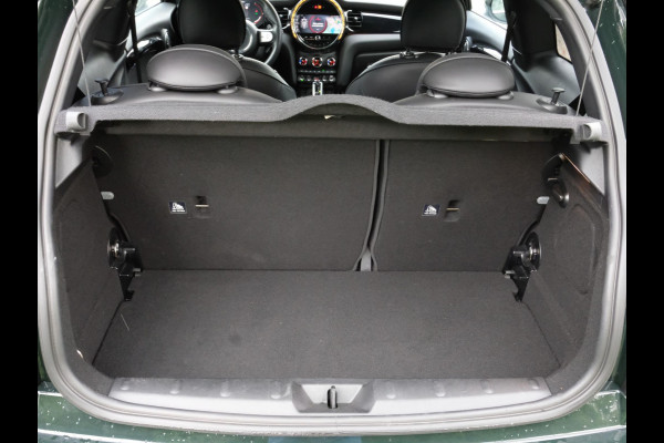 MINI 3-deurs 2.0 John Cooper Works Essential 231 PK | BTW |  Harman kardon | Leder | Panoramadak | Stuur & Stoelverwarming | Head-Up | Parkeersensoren | Full Options.