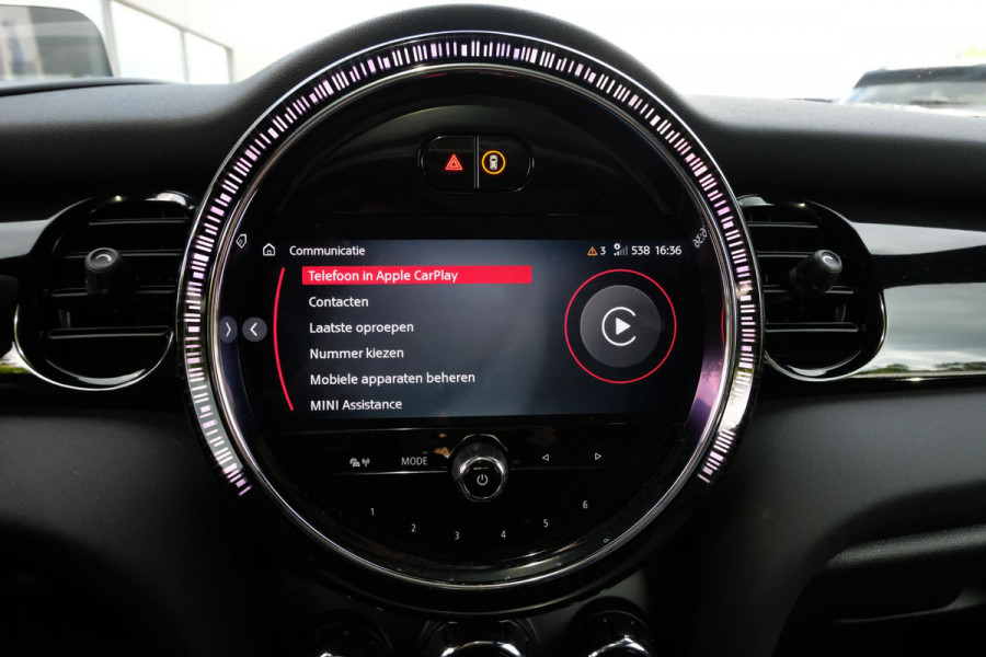 MINI 3-deurs 2.0 John Cooper Works Essential 231 PK | BTW |  Harman kardon | Leder | Panoramadak | Stuur & Stoelverwarming | Head-Up | Parkeersensoren | Full Options.