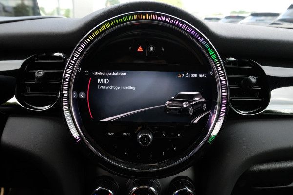 MINI 3-deurs 2.0 John Cooper Works Essential 231 PK | BTW |  Harman kardon | Leder | Panoramadak | Stuur & Stoelverwarming | Head-Up | Parkeersensoren | Full Options.