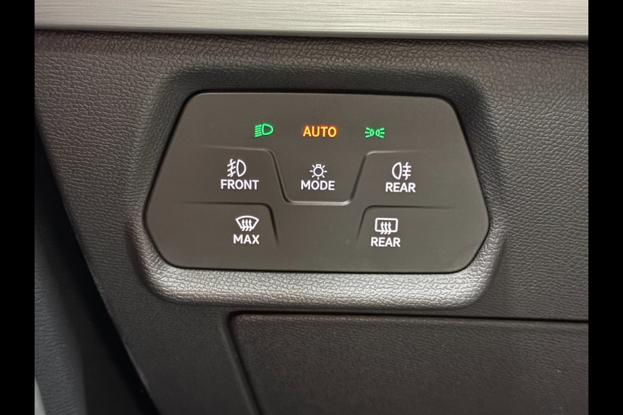Seat Leon E-HYBRID FR 204 PK | Leder | ACC |Camera| Memory | Stoel- & Stuurverw|Climate