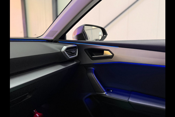 Seat Leon E-HYBRID FR 204 PK | Leder | ACC |Camera| Memory | Stoel- & Stuurverw|Climate