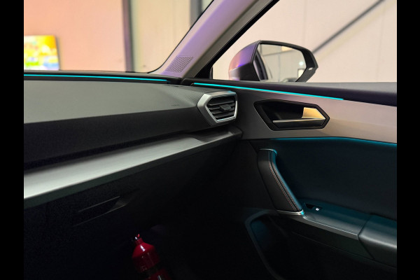Seat Leon E-HYBRID FR 204 PK | Leder | ACC |Camera| Memory | Stoel- & Stuurverw|Climate