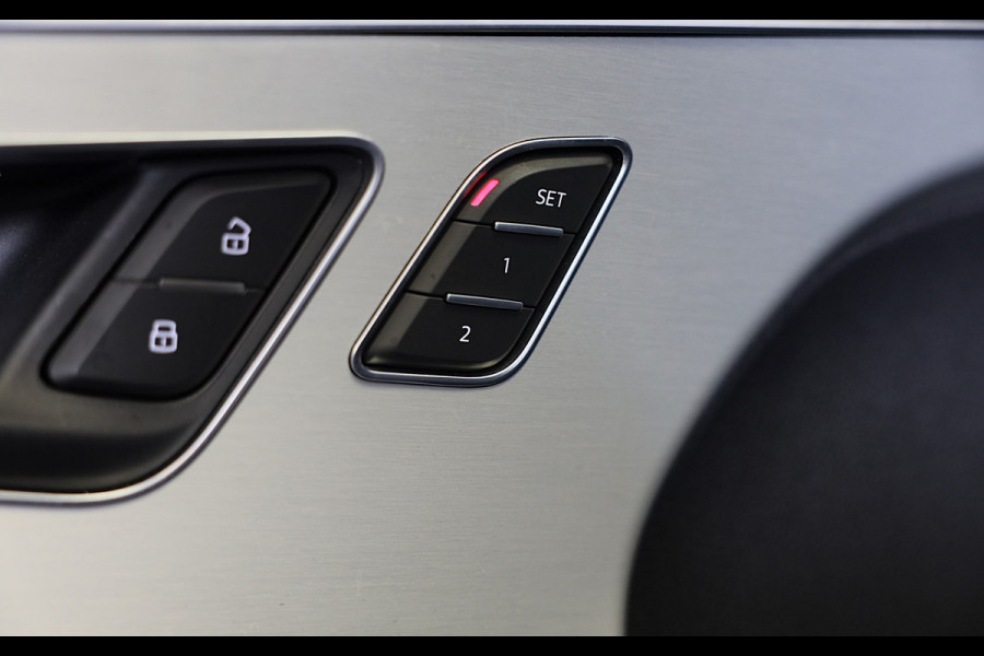 Audi Q8 60 TFSI e Quattro RSQ8 Look / Luchtvering / Acc / Lane Assist / Head Up / Camera / B & O / Memory / Open Pano / Matrix
