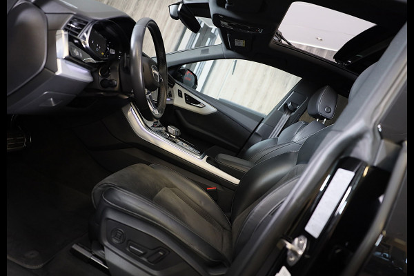 Audi Q8 60 TFSI e Quattro RSQ8 Look / Luchtvering / Acc / Lane Assist / Head Up / Camera / B & O / Memory / Open Pano / Matrix