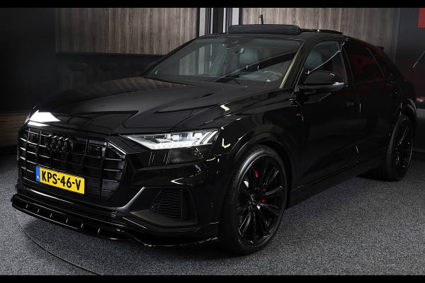 Audi Q8 60 TFSI e Quattro RSQ8 Look / Luchtvering / Acc / Lane Assist / Head Up / Camera / B & O / Memory / Open Pano / Matrix