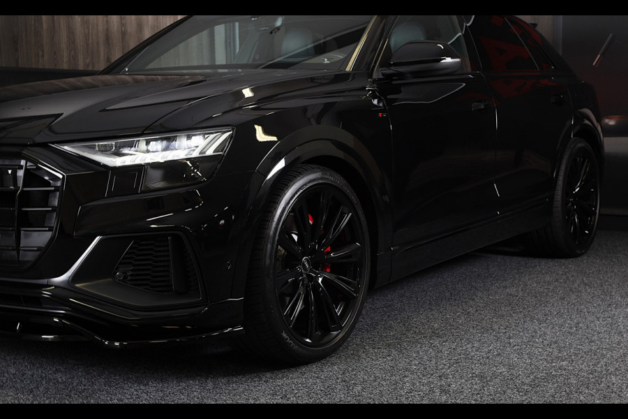 Audi Q8 60 TFSI e Quattro RSQ8 Look / Luchtvering / Acc / Lane Assist / Head Up / Camera / B & O / Memory / Open Pano / Matrix
