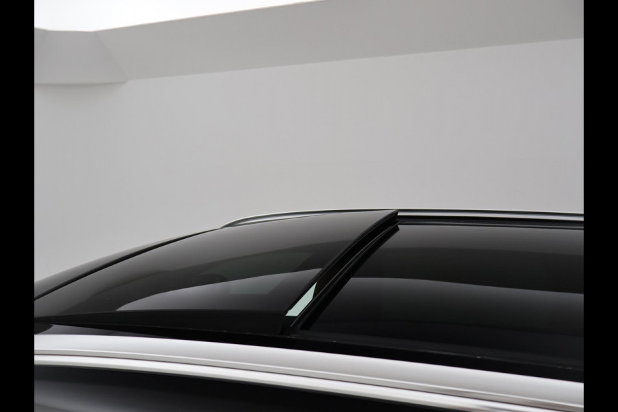 Volvo XC60 2.0 D4 AWD 190 PK INSCRIPTION + WEGKL. TREKHAAK | PANORAMA | CAMERA | STOELVERW. | CARPLAY