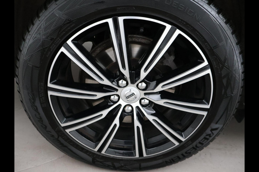 Volvo XC60 2.0 D4 AWD 190 PK INSCRIPTION + WEGKL. TREKHAAK | PANORAMA | CAMERA | STOELVERW. | CARPLAY