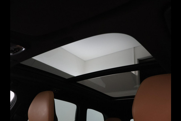 Volvo XC60 2.0 D4 AWD 190 PK INSCRIPTION + WEGKL. TREKHAAK | PANORAMA | CAMERA | STOELVERW. | CARPLAY
