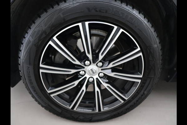 Volvo XC60 2.0 D4 AWD 190 PK INSCRIPTION + WEGKL. TREKHAAK | PANORAMA | CAMERA | STOELVERW. | CARPLAY