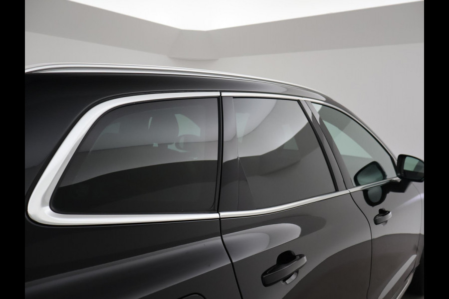 Volvo XC60 2.0 D4 AWD 190 PK INSCRIPTION + WEGKL. TREKHAAK | PANORAMA | CAMERA | STOELVERW. | CARPLAY