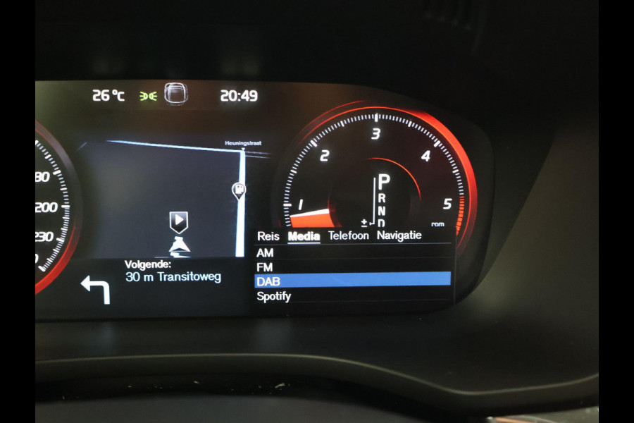 Volvo XC60 2.0 D4 AWD 190 PK INSCRIPTION + WEGKL. TREKHAAK | PANORAMA | CAMERA | STOELVERW. | CARPLAY