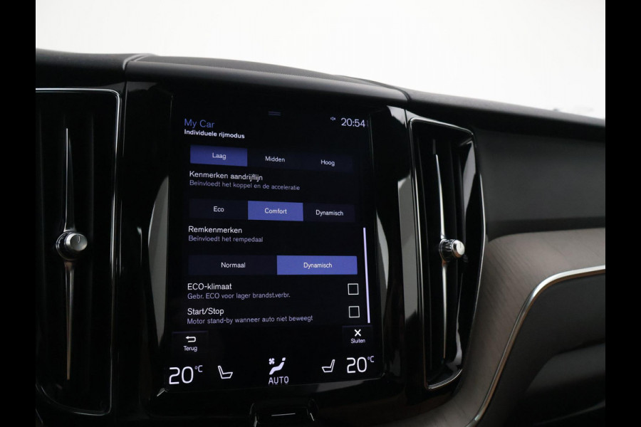 Volvo XC60 2.0 D4 AWD 190 PK INSCRIPTION + WEGKL. TREKHAAK | PANORAMA | CAMERA | STOELVERW. | CARPLAY
