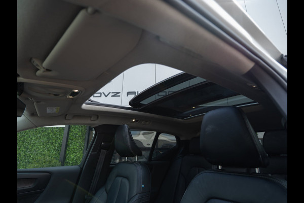 Volvo XC40 1.5 T5 Plug-in hybrid Ultimate Dark | Pano | H/K Sound | Surround View | BTW