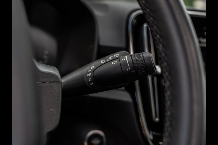 Volvo XC40 1.5 T5 Plug-in hybrid Ultimate Dark | Pano | H/K Sound | Surround View | BTW