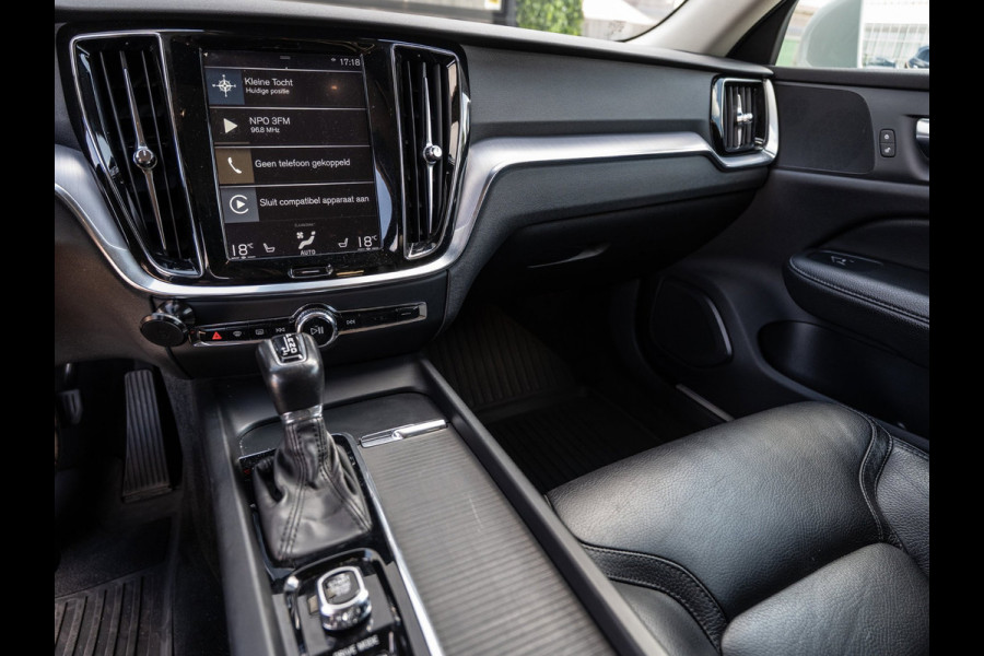 Volvo V60 Cross Country 2.0 T5 AWD Pro