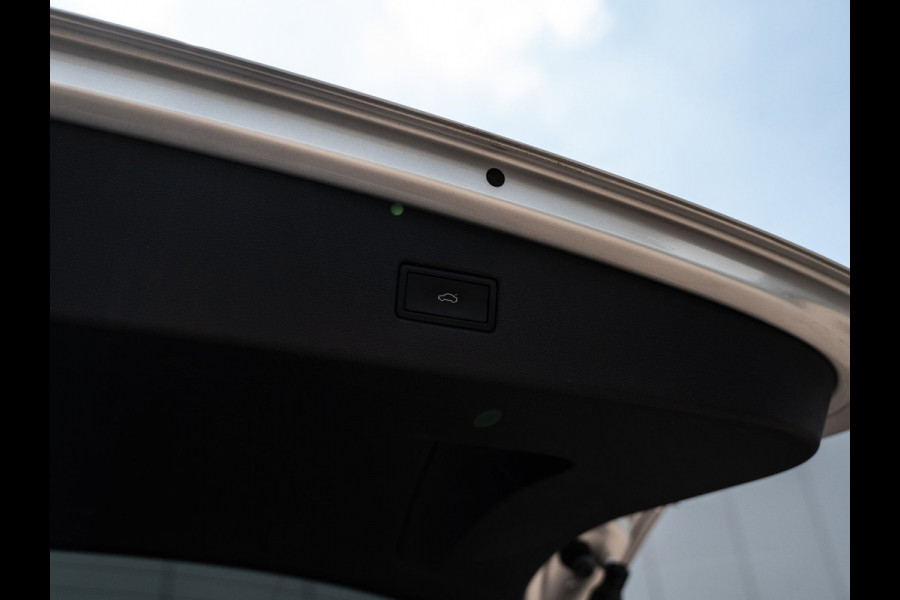 Volkswagen Tiguan 1.5 TSI 150PK DSG R-Line Business+ | Pano | IQ Light | ACC | Camera