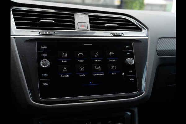 Volkswagen Tiguan 1.5 TSI 150PK DSG R-Line Business+ | Pano | IQ Light | ACC | Camera