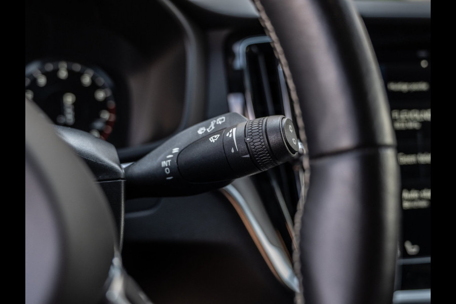 Volvo V60 2.0 T5 R-Design | Polestar | Heico | Memory | Leder