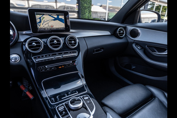 Mercedes-Benz C-Klasse Estate 180 Business Solution AMG | Leder | Camera | Trekhaak