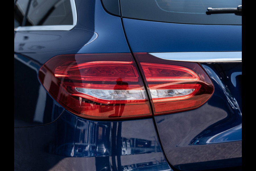 Mercedes-Benz C-Klasse Estate 180 Business Solution AMG | Leder | Camera | Trekhaak