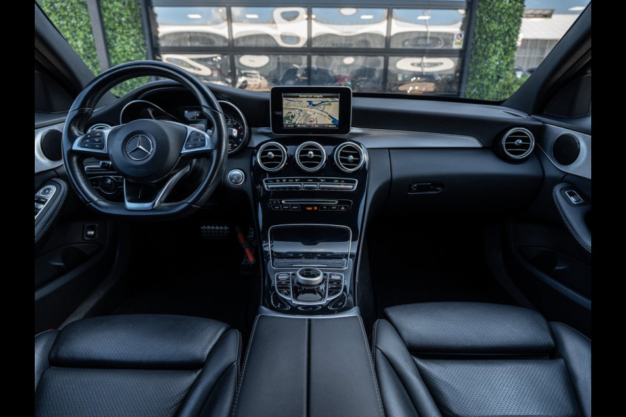 Mercedes-Benz C-Klasse Estate 180 Business Solution AMG | Leder | Camera | Trekhaak