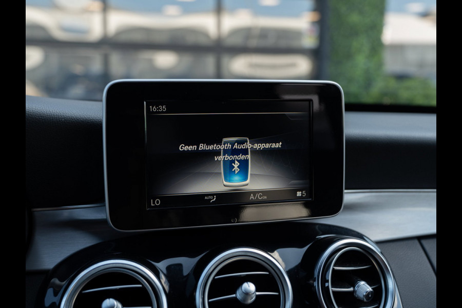 Mercedes-Benz C-Klasse Estate 180 Business Solution AMG | Leder | Camera | Trekhaak