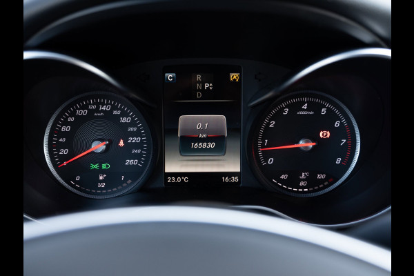 Mercedes-Benz C-Klasse Estate 180 Business Solution AMG | Leder | Camera | Trekhaak