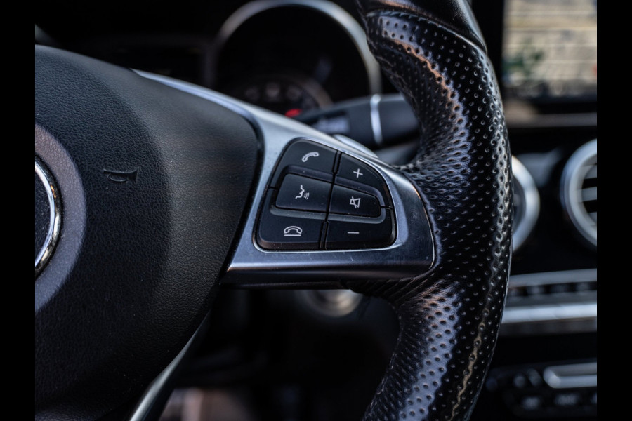 Mercedes-Benz C-Klasse Estate 180 Business Solution AMG | Leder | Camera | Trekhaak