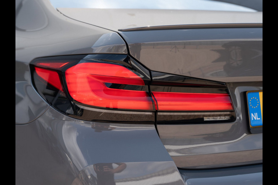 BMW 5 Serie 545e xDrive High Executive | M-Sport | Pano | Head-Up | 20" LMV