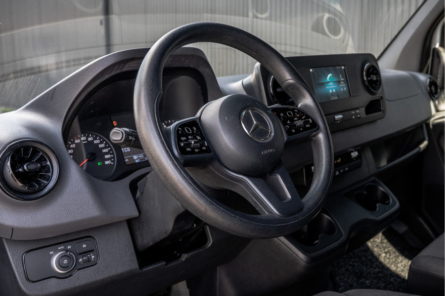 Mercedes-Benz Sprinter 317 CDI L3H2 | 170 PK | Automaat | Camera | Mbux | Cruise | PDC | Trekhaak
