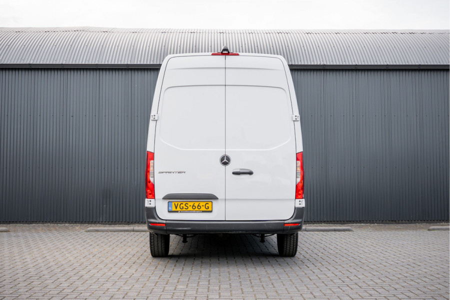 Mercedes-Benz Sprinter 311 CDI RWD L2H2 | | Volledig Ingericht | Mbux | Camera | Climatronic