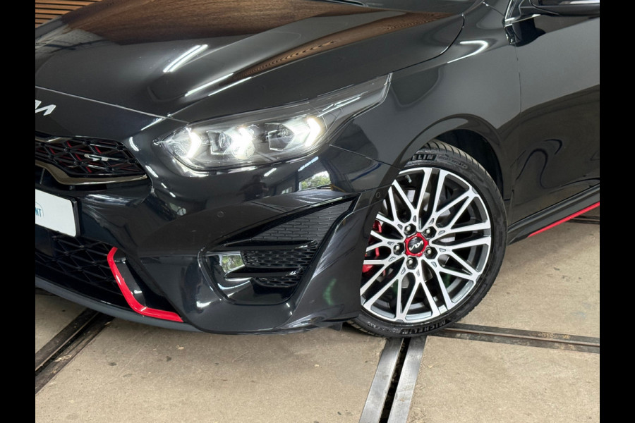 Kia Ceed 1.6 T-GDi GT 204pk | Facelift | VOL! | Pano | LED | Virtual | JBL | ACC | BCA | LFA | Wireless Charg | CarPlay
